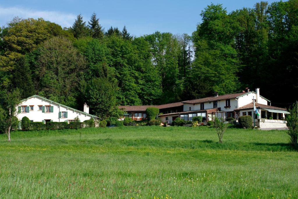 A L'Oree Du Bois Hotel Futeau Eksteriør billede